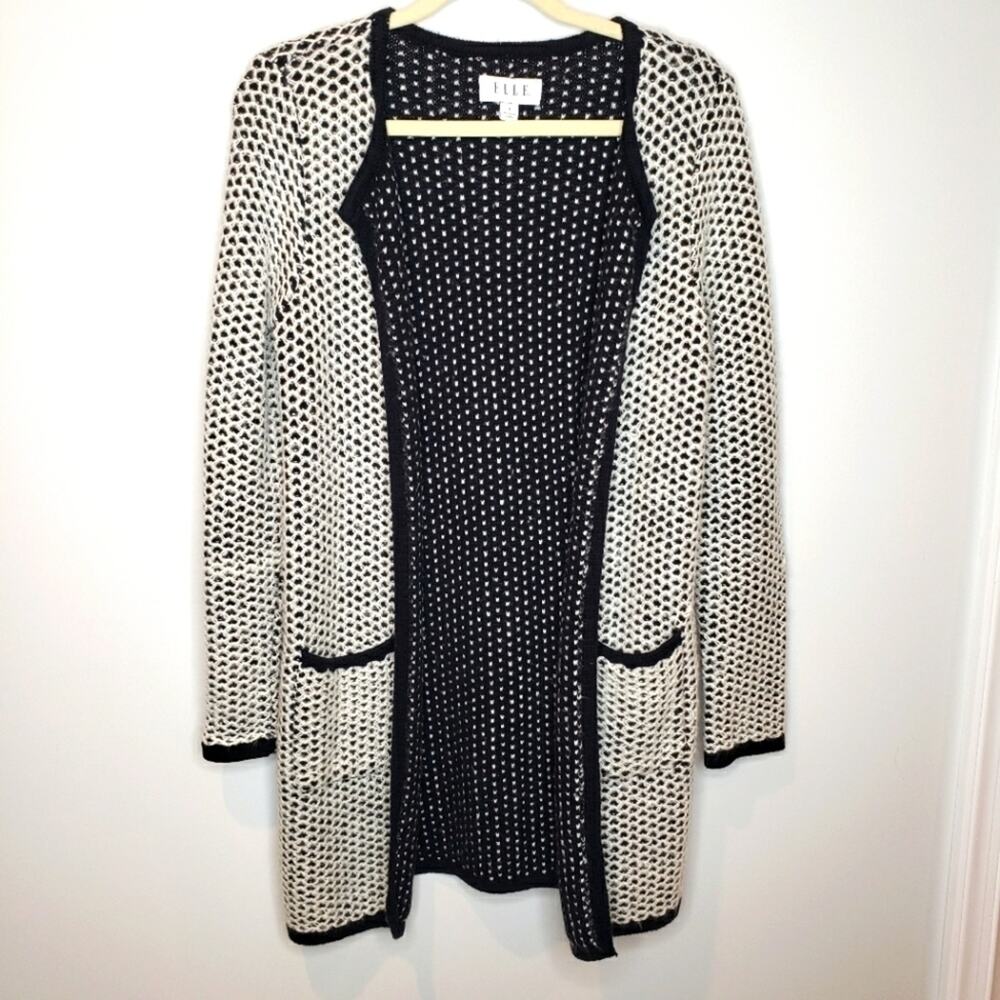ELLE Open Front Cardigan White Over Black
